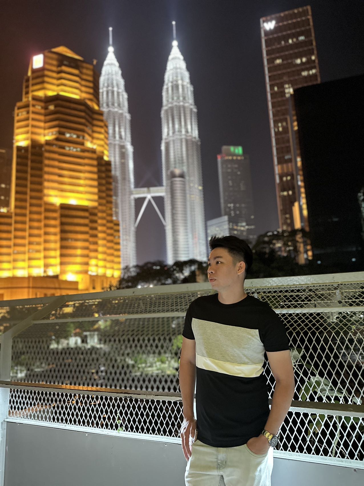 马兰地陪导游 Andrew