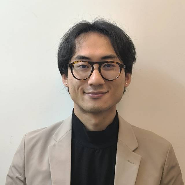 亚眠地陪导游 薛