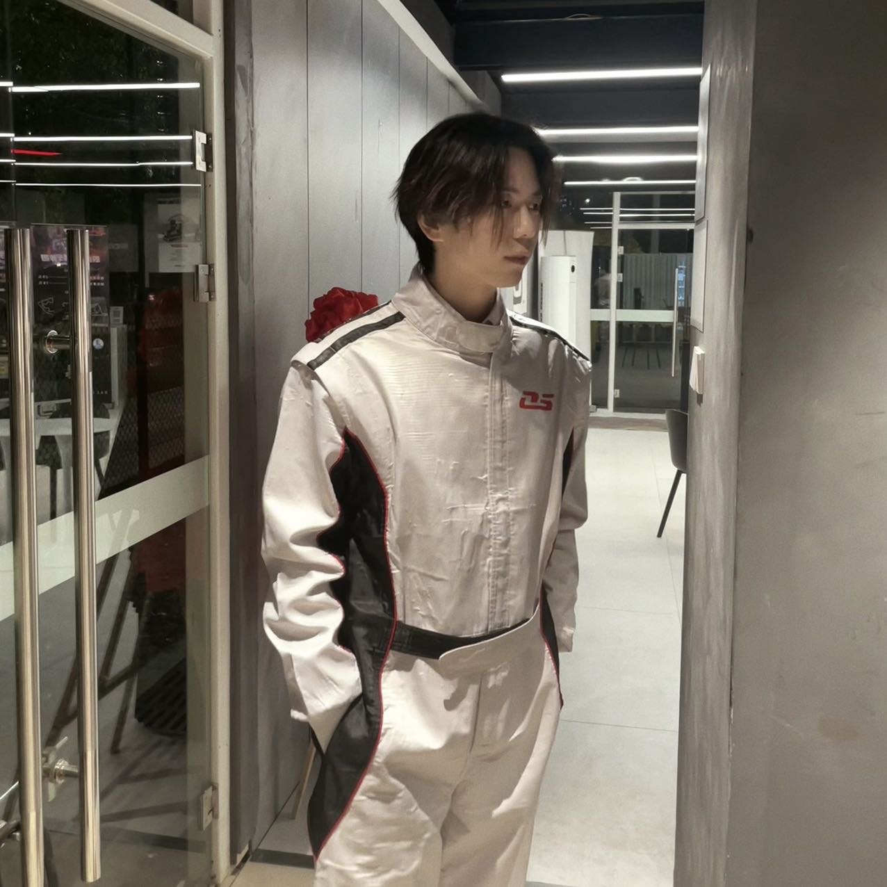 比萨地陪导游 奈何qxv
