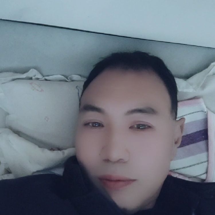 用户0877