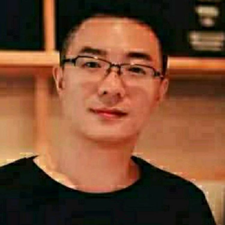 隔壁老王大叔
