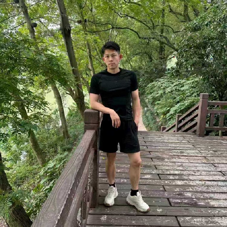 杨阔