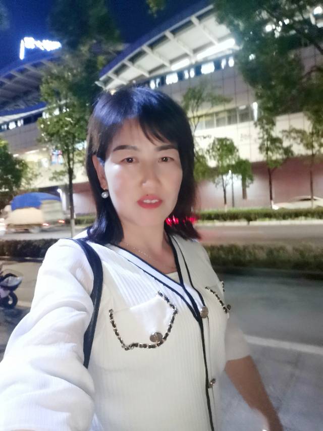 用户8329杨慧珍