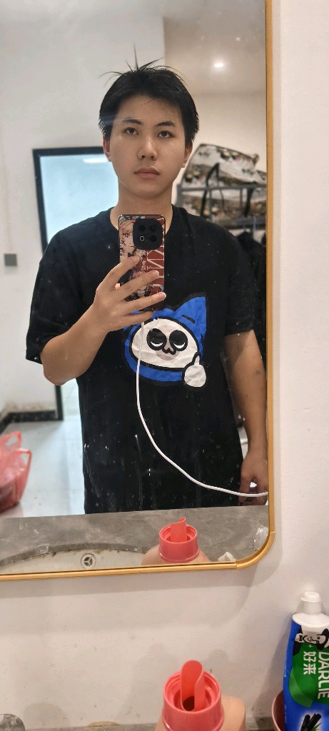 用户17725880028