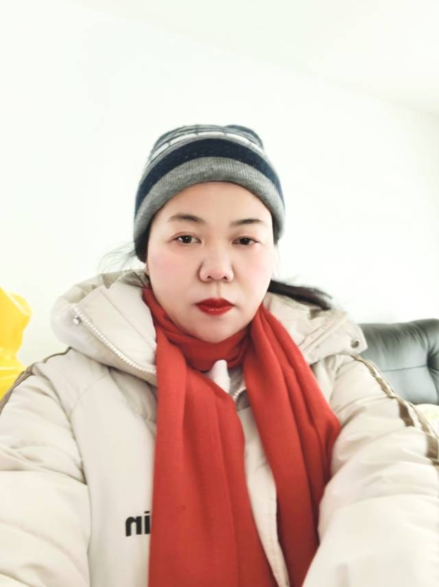 艳丽